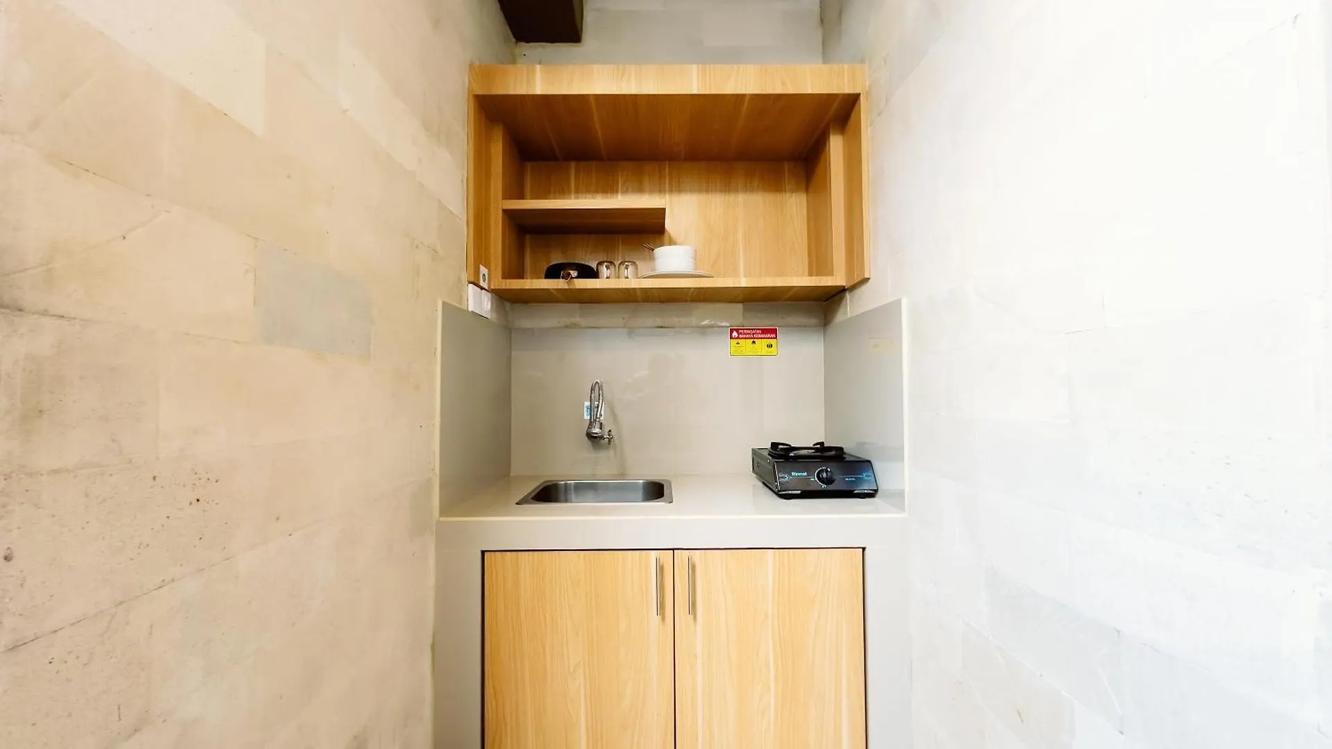 Lembayung Sari Homestay Denpasar 2*,