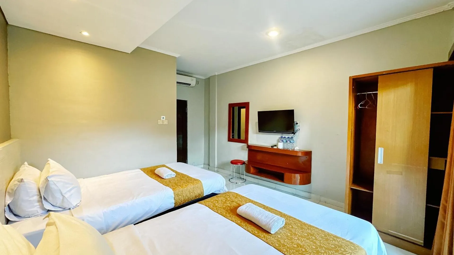 Lembayung Sari Homestay Denpasar  Denpasar (Bali)