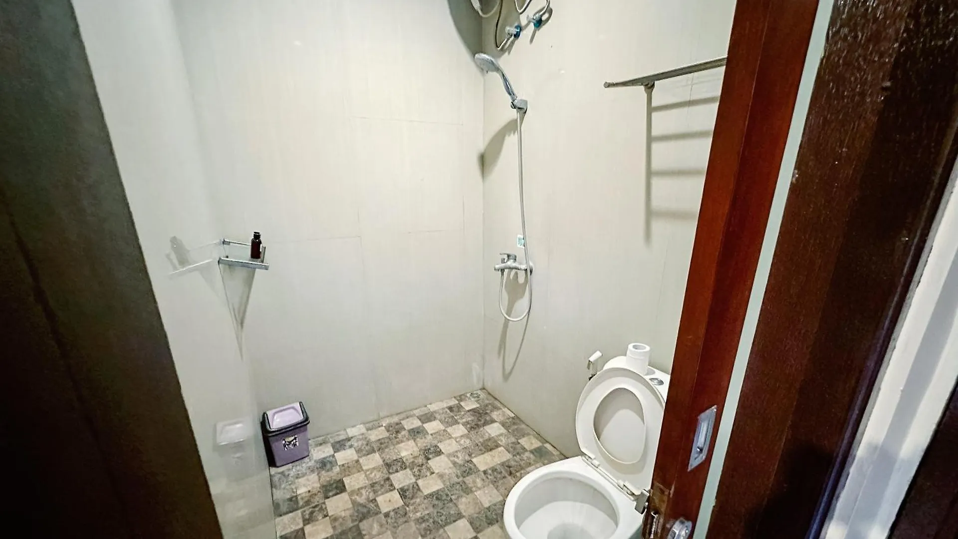 Lembayung Sari Homestay Denpasar  2*, Denpasar (Bali) Indonesia