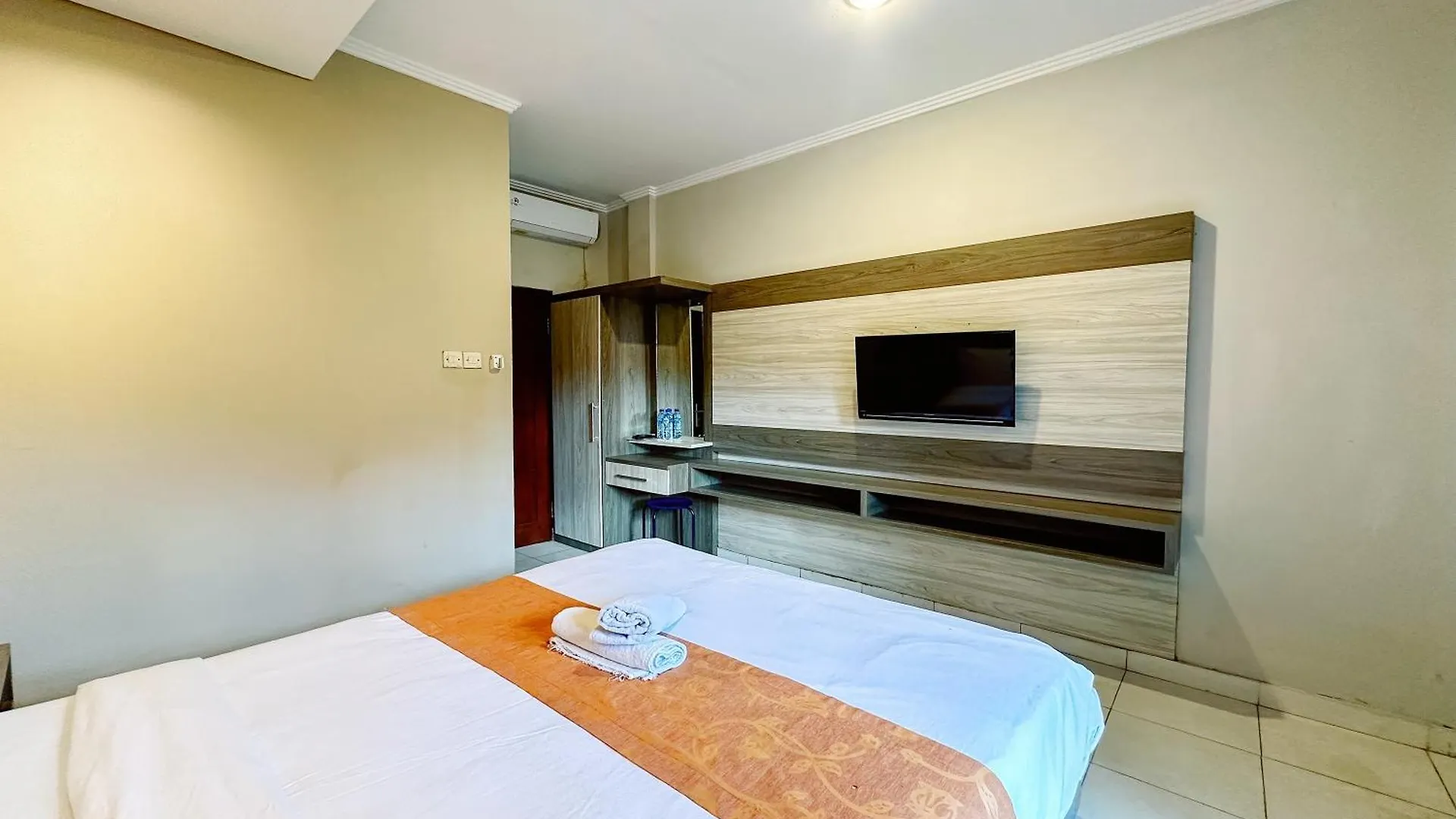 Lembayung Sari Homestay Denpasar  Denpasar (Bali)